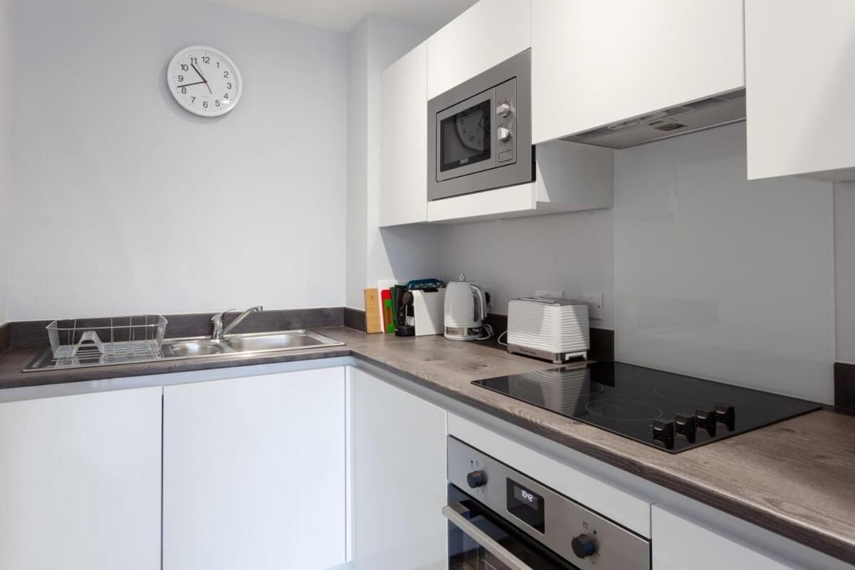 Modern 1 Bedroom Apartment In Central Brimingham Birmingham Luaran gambar